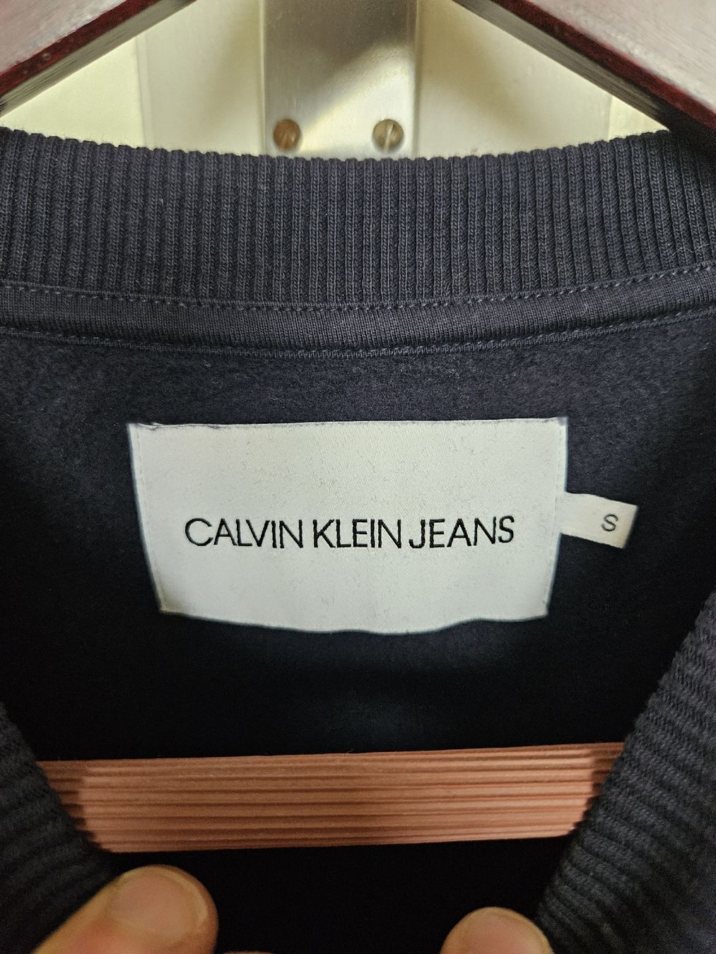 Calvin Klein Maglioni & Felpe: Pull Calvin Klein Jeans, noir, taille S, comme neuf ! – Usato da Lausanne venduto da magic_roro 1