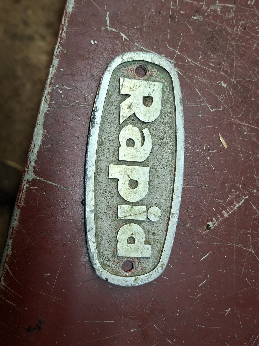 Rapid Metall- & Schlosserei Sonstiges: Emblem Rapid 606 – Gebraucht aus Aeschau von Elu2000