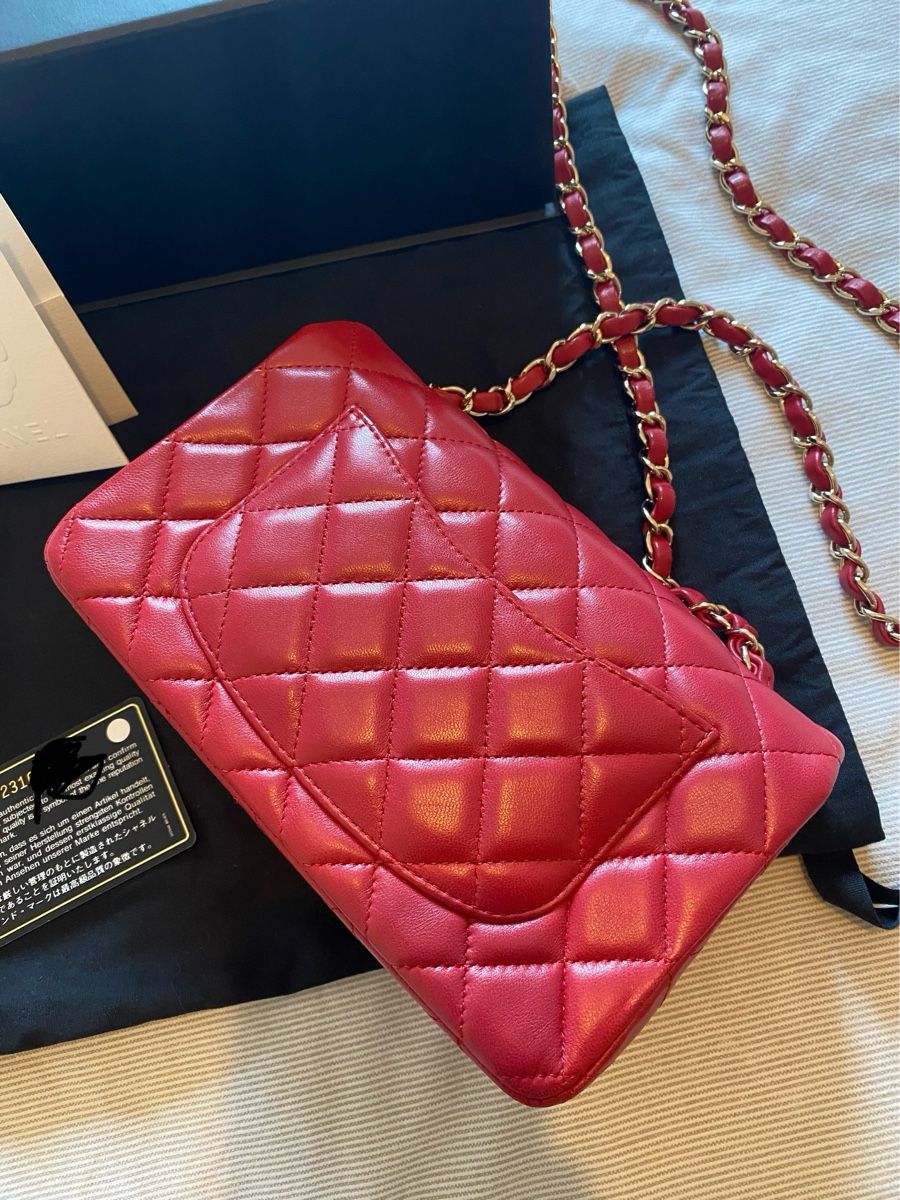 Chanel Borse da donna: Chanel Classic Mini Flap Bag in Red/Raspberry colour – Usato da Mies venduto da nic_yk5d 4