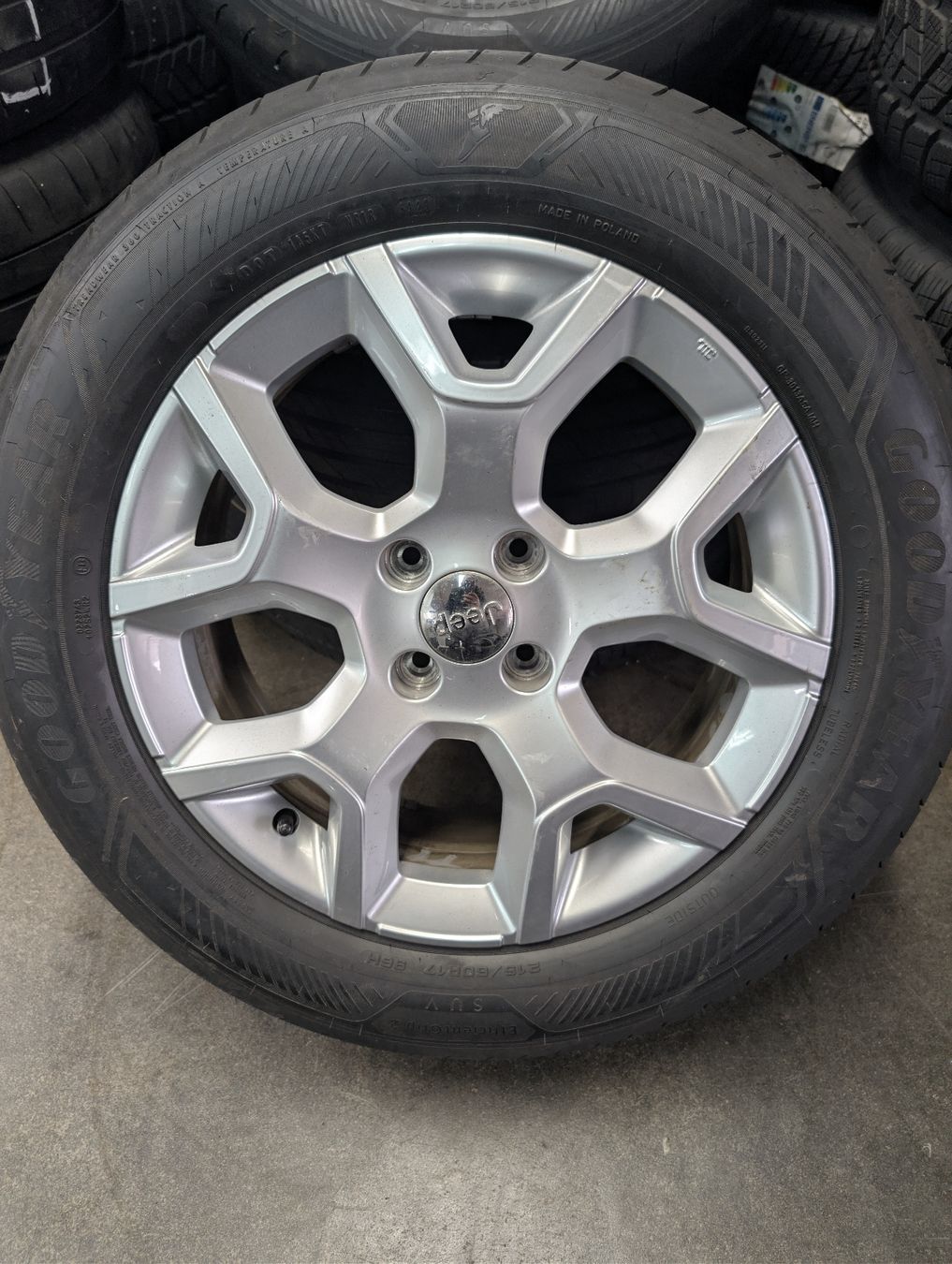 Felgen: Jeep Felgen – Gebraucht aus Dürrenäsch von Pneu-Idris 1