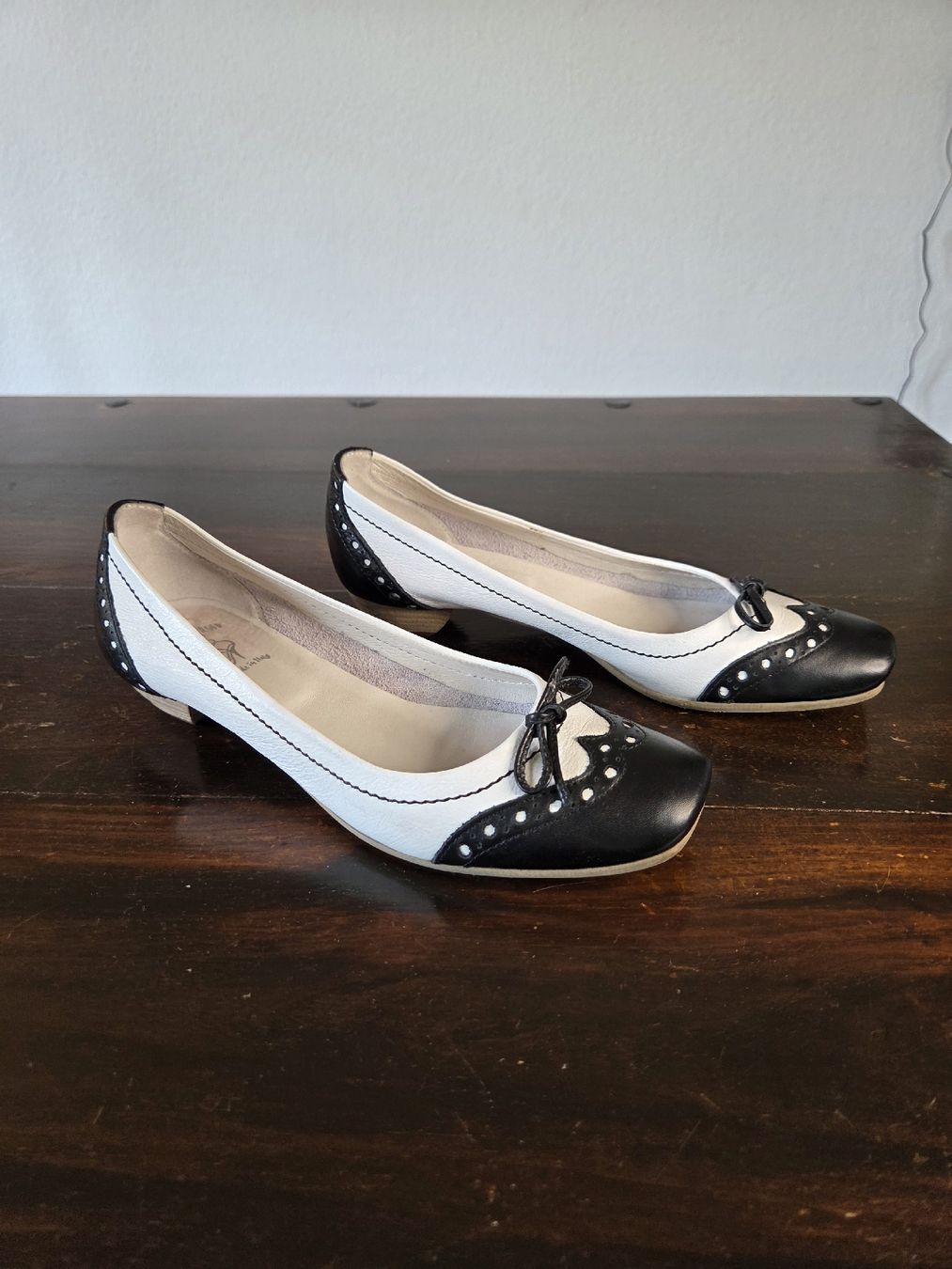 Scarpe da donna: Passo per Passo leather pumps Gr. 38 – Usato da Bern venduto da -Aniko- 2