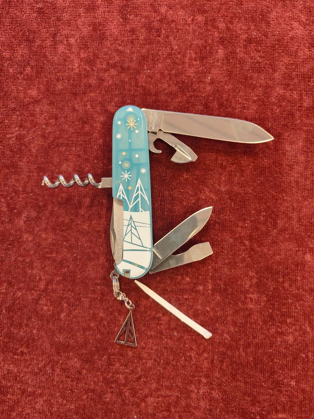 Victorinox Coltelli tascabile: Victorinox Messer Winter Magic Limited Edition 2024 – Nuovo e nell'imballaggio originale da Davos-Platz venduto da musikhauskollegger 3
