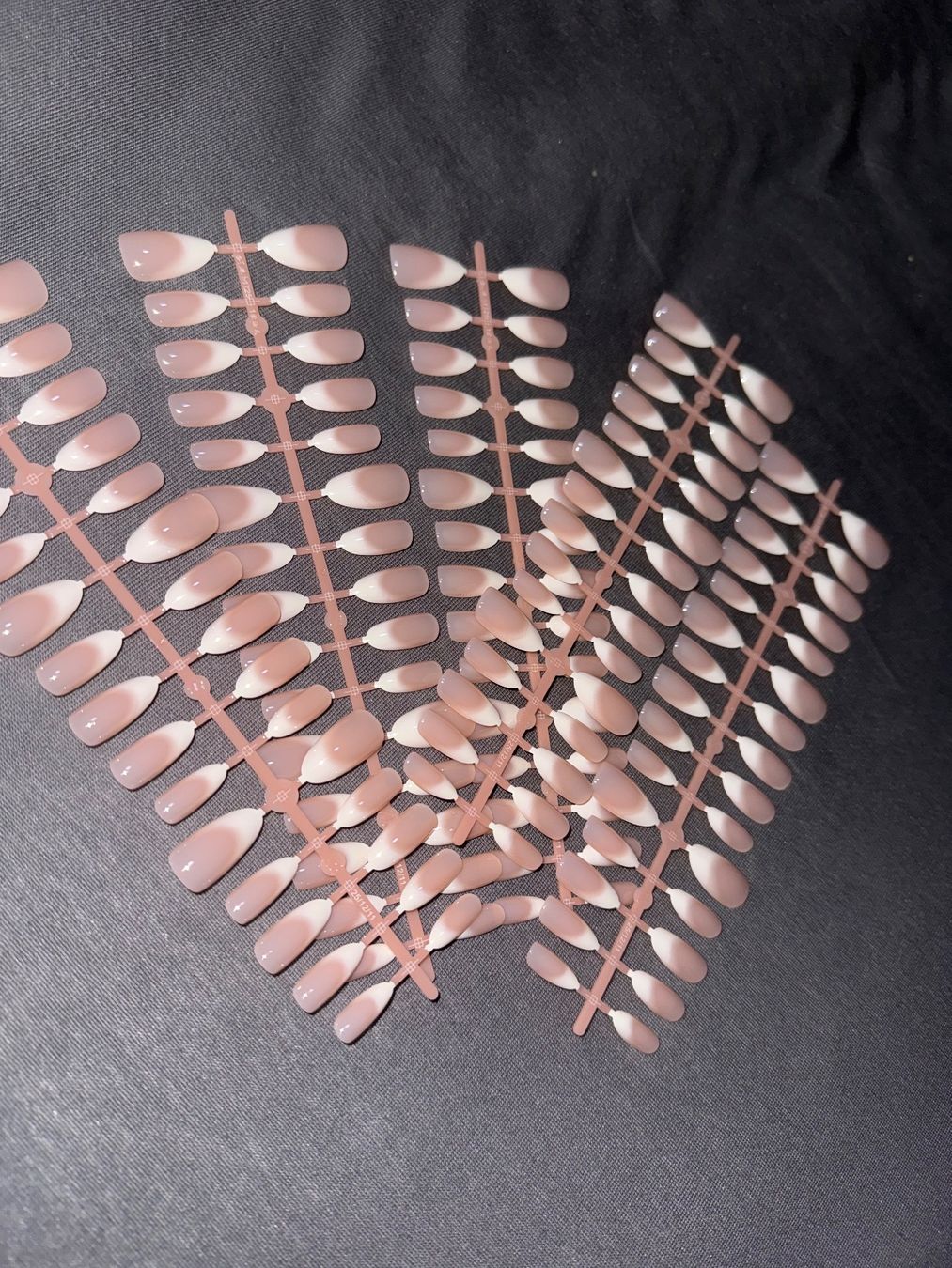 Künstliche Fingernägel: Press on Nails – Neu (gemäss Beschreibung) aus Baar von and_x9gz 1