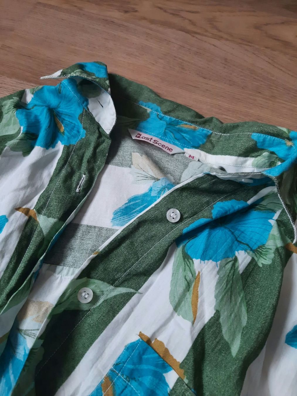Hemden: Chemise à fleurs – Gebraucht aus Neuchâtel von col_6rbm 2