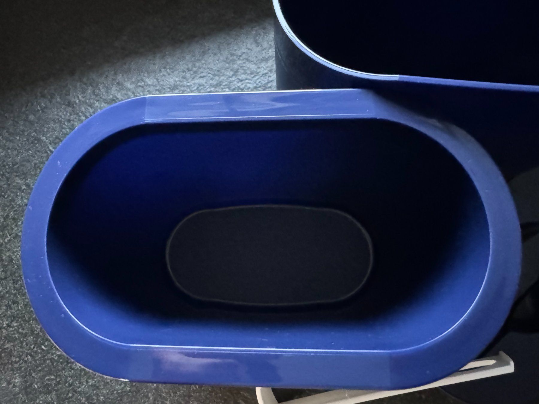 Tupperware Behälter & Ähnliches: Tupperware Eiswürfelbehälter mit Eiswürfelzange, Weinkühler – Gebraucht aus Schönenberg an der Thur von ottawa06 4