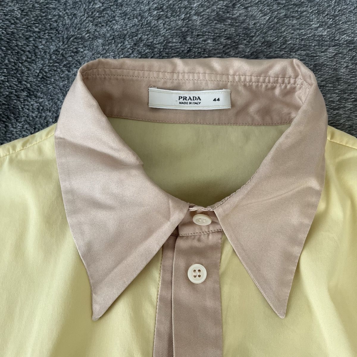 Prada Camicette: Prada Bluse – Nuovo (secondo la descrizione) da Zug venduto da saskia-chiara 3