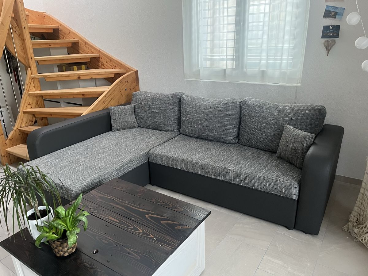Sofas: Ecksofa grau Kunstleder guter Zustand – Gebraucht aus Pfäffikon ZH von han_7b28 1