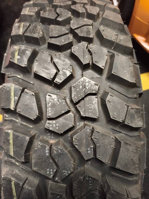 Pneumatici & Ruote complete: BF Goodrich 255/75R17 – Usato da Faoug venduto da Amur1969