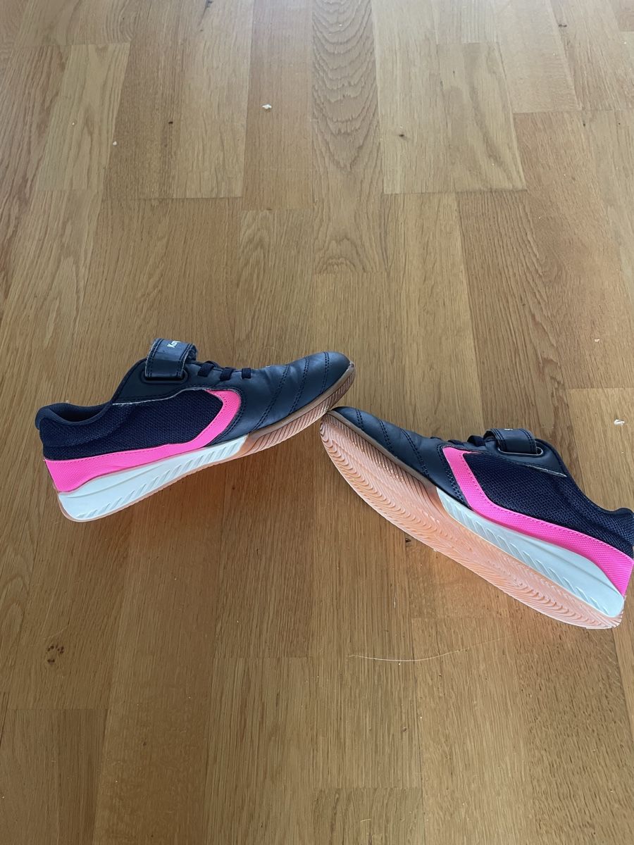 Scarpe per ragazze: Kangaroos Gr 34  – Usato da Murten venduto da bobby99777744 3