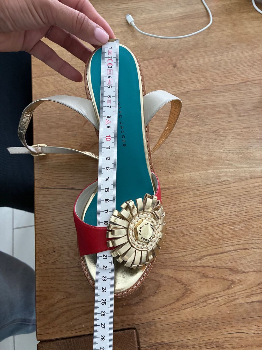 Marc Jacobs Damenschuhe: Gr.39 Marc Jacobs Plateau Schuhe – Gebraucht aus Au ZH von Daiga 5