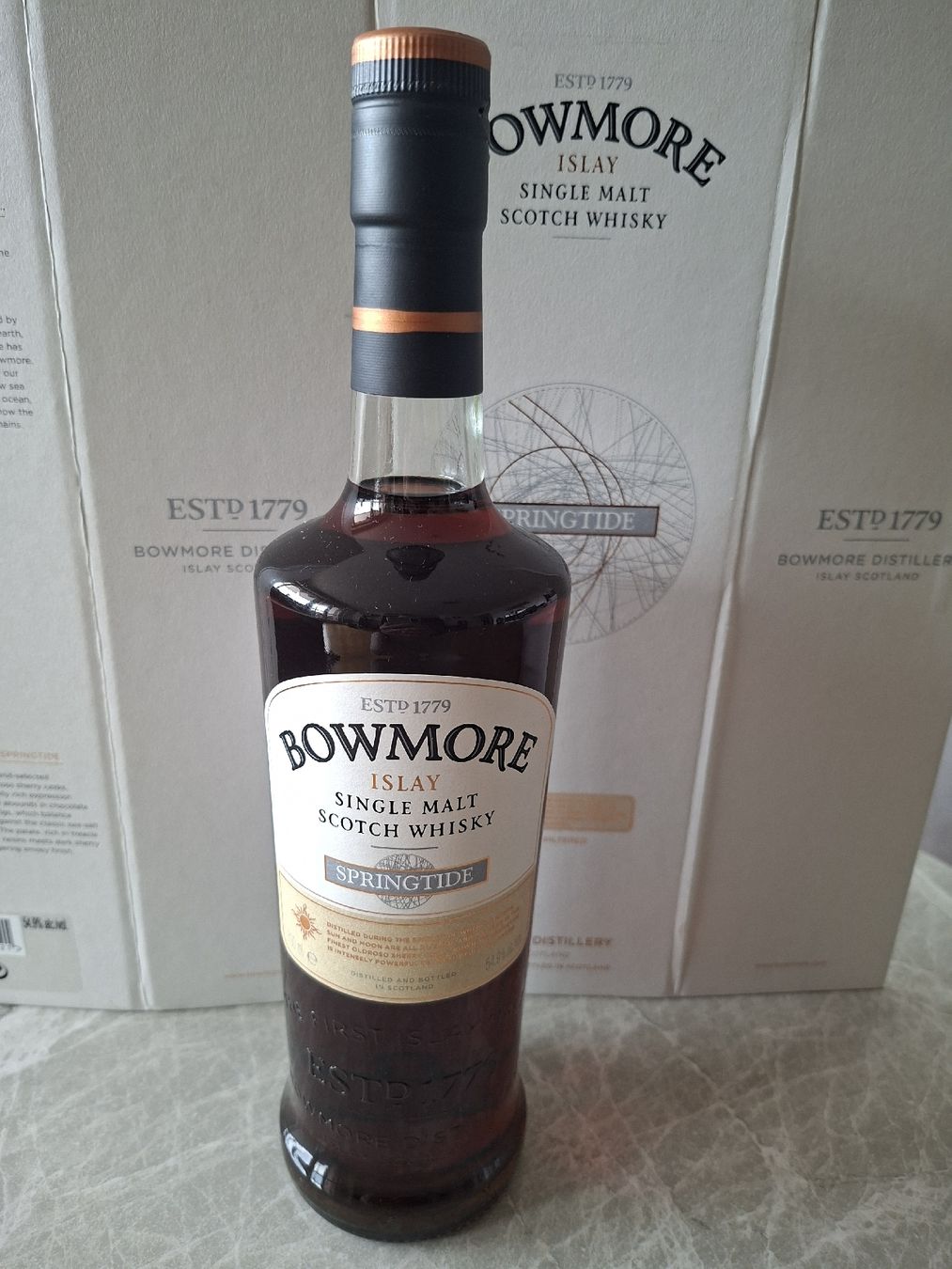 Bowmore Spiritueux: Bowmore Springtide Islay Single Malt Scotch Whisky 54.9% – D'occasion à Kriens par Arthur73 2