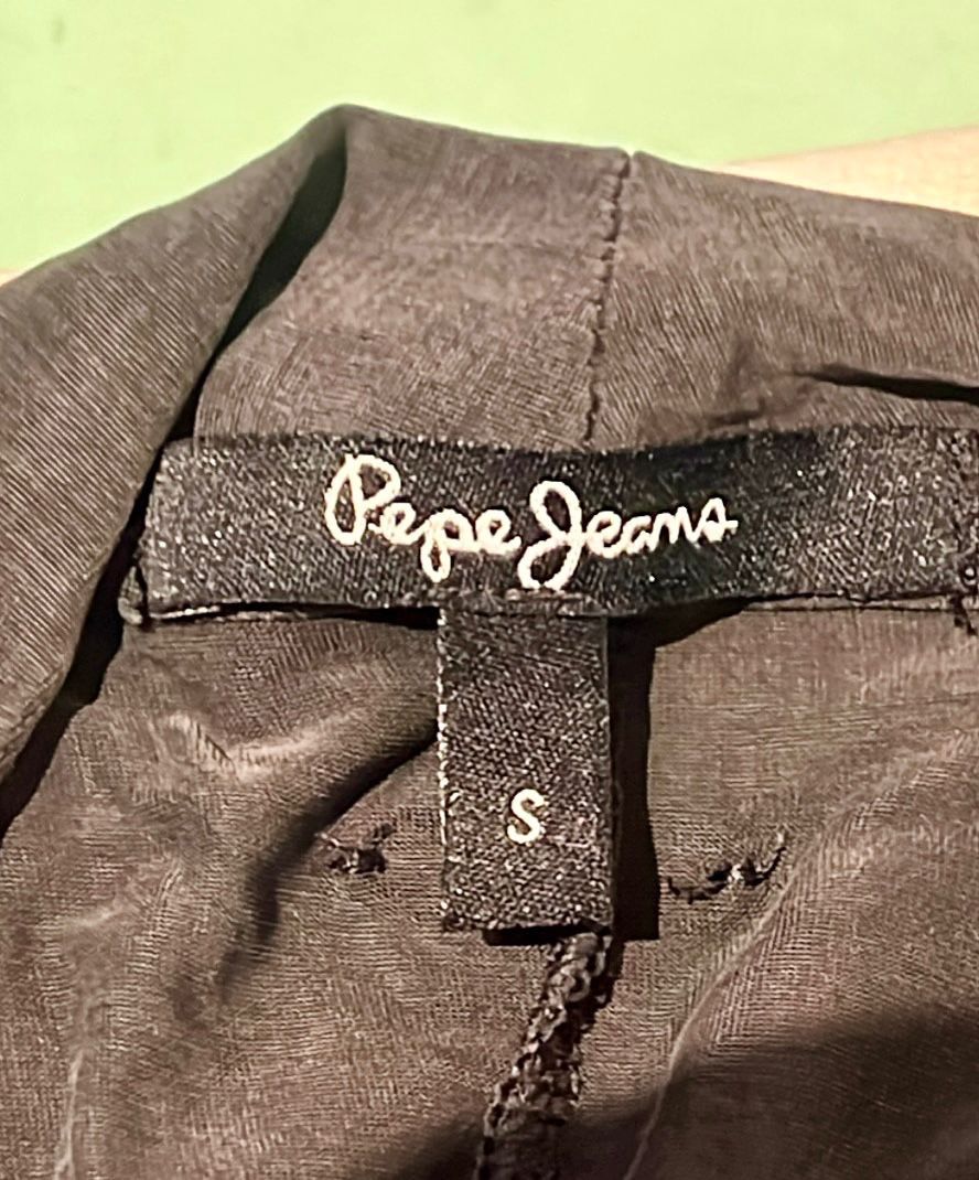 Pepe Jeans Vestiti: Grau/schwarzes Kleid Pepe Jeans Gr. S – Usato da Basel venduto da Tierschutz-Flohmi 1