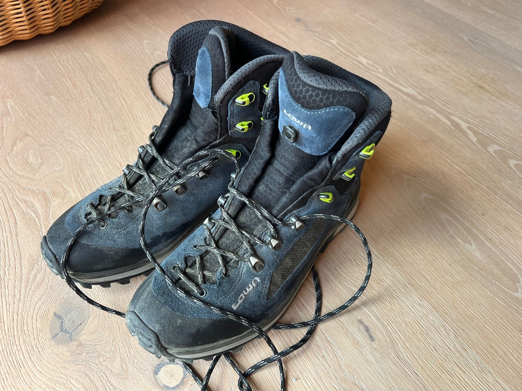 Lowa Herrenschuhe: Lowa Corvara GTX MID – Gebraucht aus Friltschen von rubufri1982