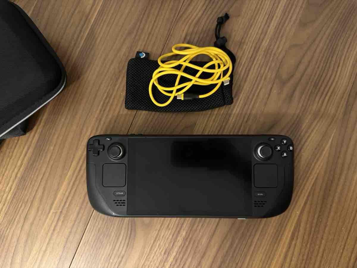 Valve Consoles: Valve Steam Deck OLED Schwarz 1TB – Neuf (Voir description) à Luzern par sar_hj6h 4