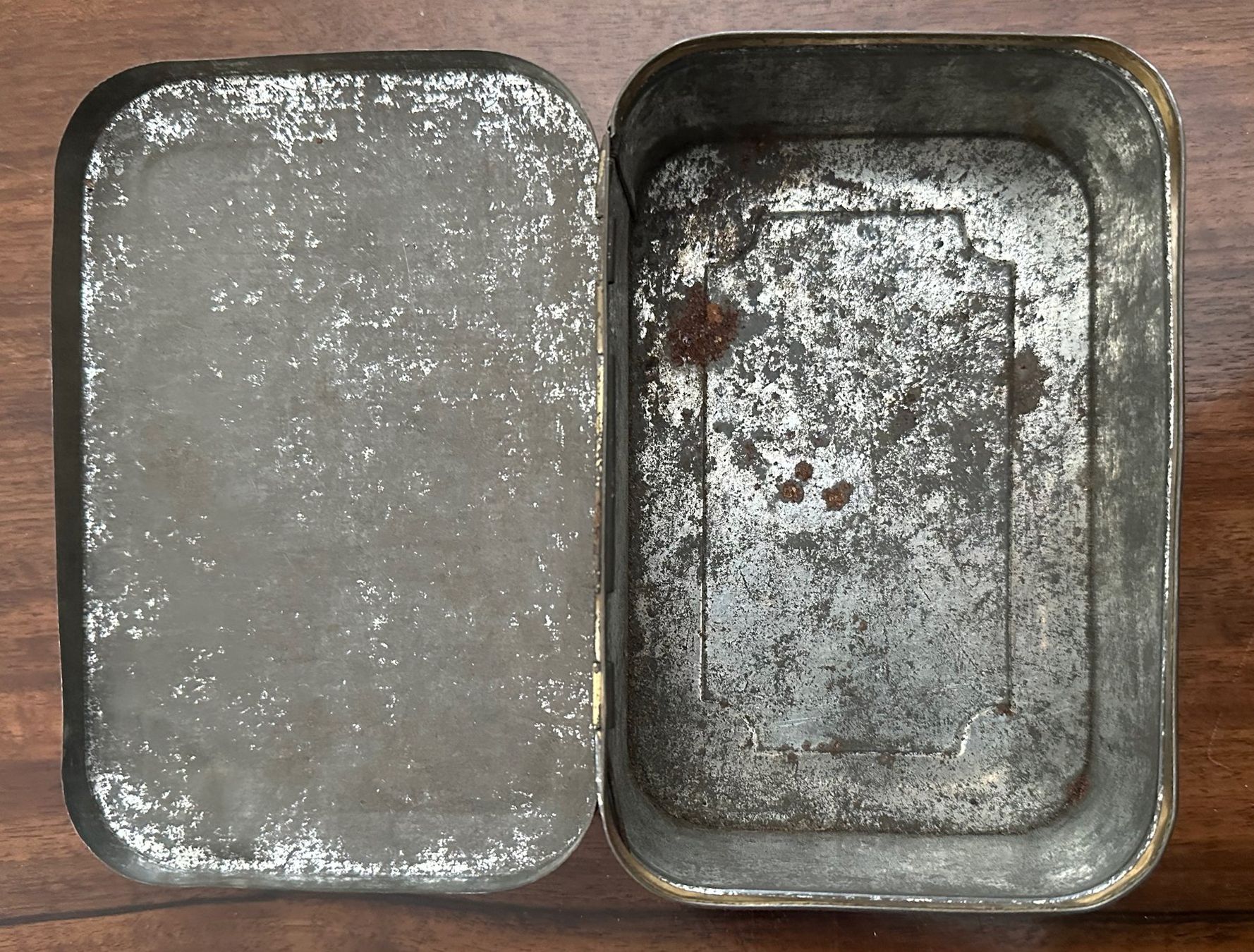 Pots: Alte Dose Blechdose Blechbüchse Dekoration – D'occasion à Lützelflüh-Goldbach par blauerkranich 7
