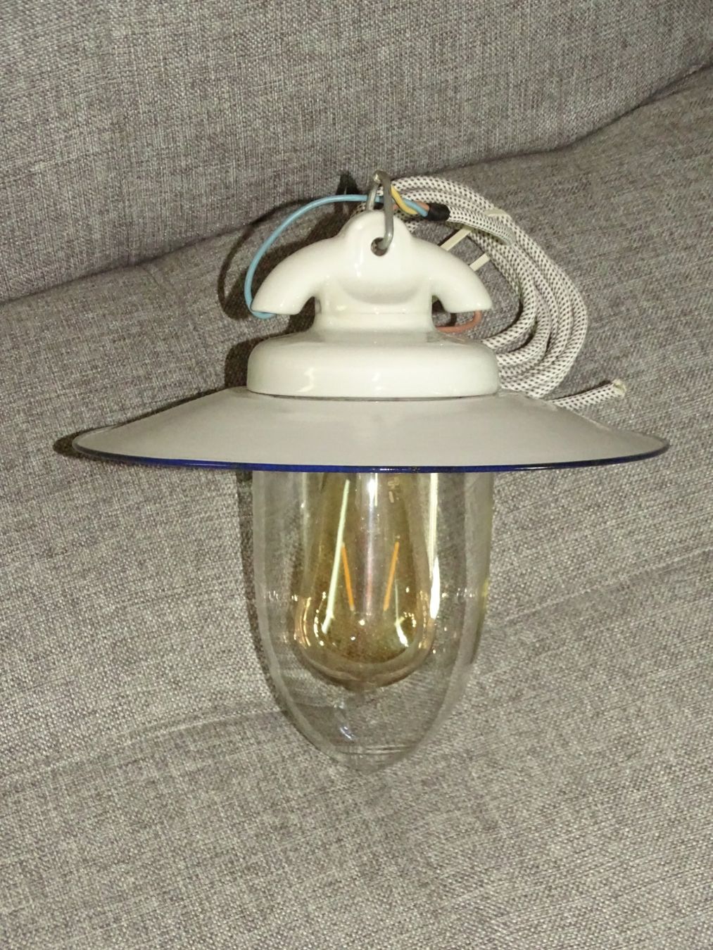 Kronleuchter & Deckenlampen: Emaille Lampe ca. 26cm – Gebraucht aus Hirzel von Musicman03