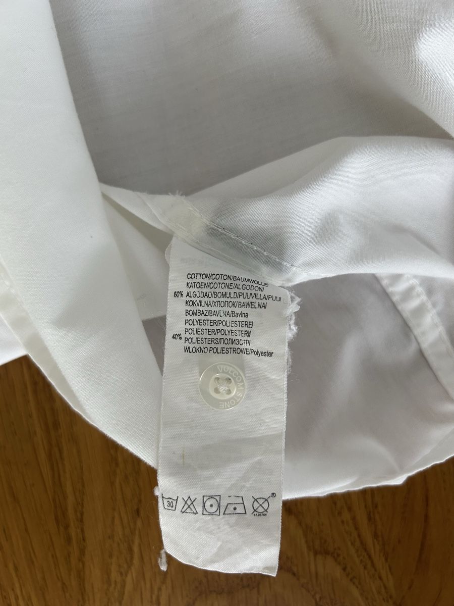 Camicie: Shirt Volcom white – Usato da Cavigliano venduto da Galgio 4