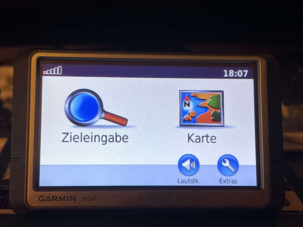 Garmin Navigatori: Garmin nüvi 250W Navigationsgerät – Usato da Wädenswil venduto da dai_2bcv 1