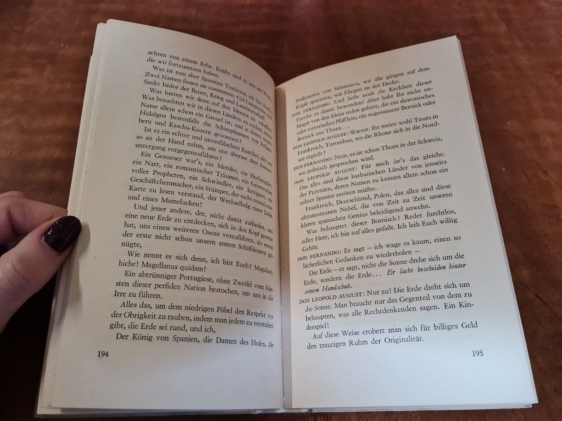 Libri: Der seidene Schuh oder Das schlimme trifft nicht immer zu – Usato da Erstfeld venduto da Mario_boe0 3