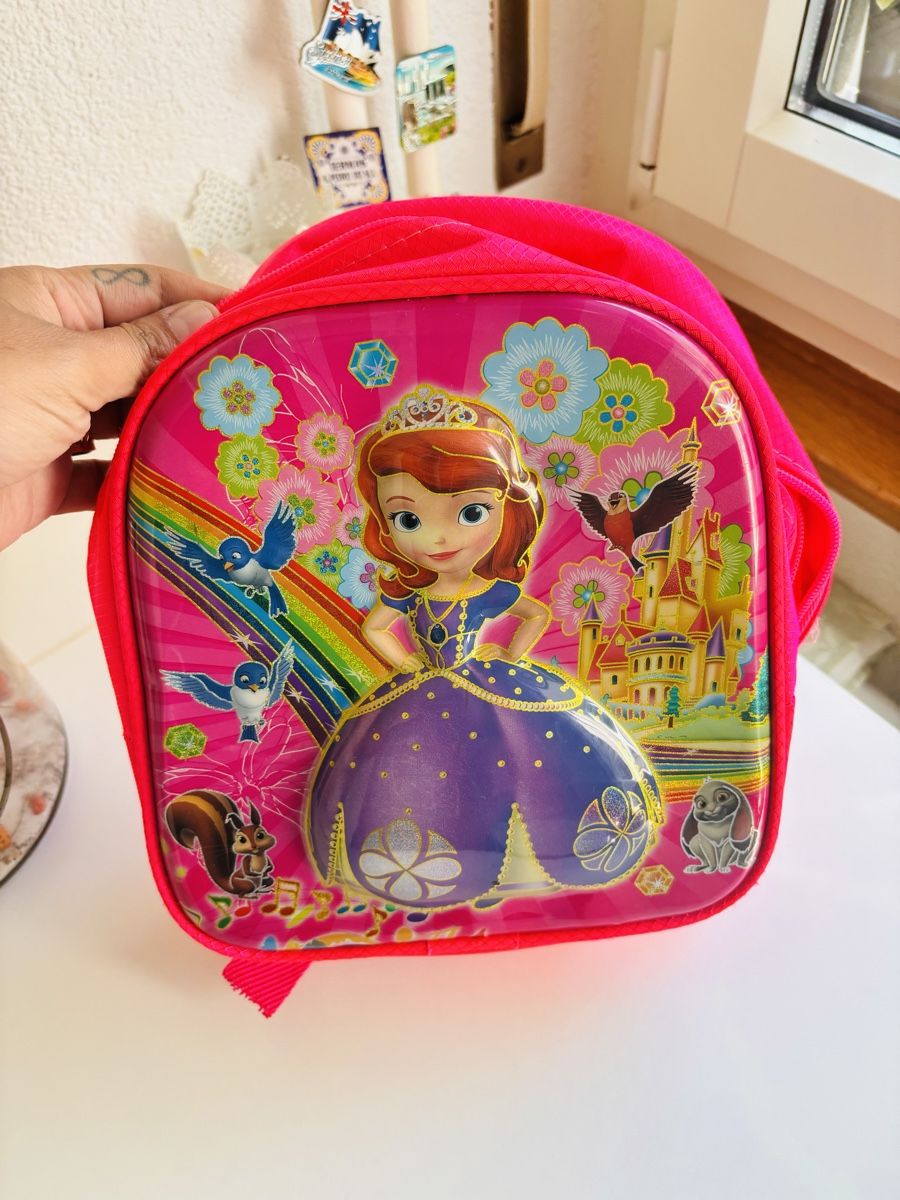 Disney Kindertaschen: Rucksacks neu Sofia und Micky Maus – Neu und originalverpackt aus Steffisburg von TelmaG