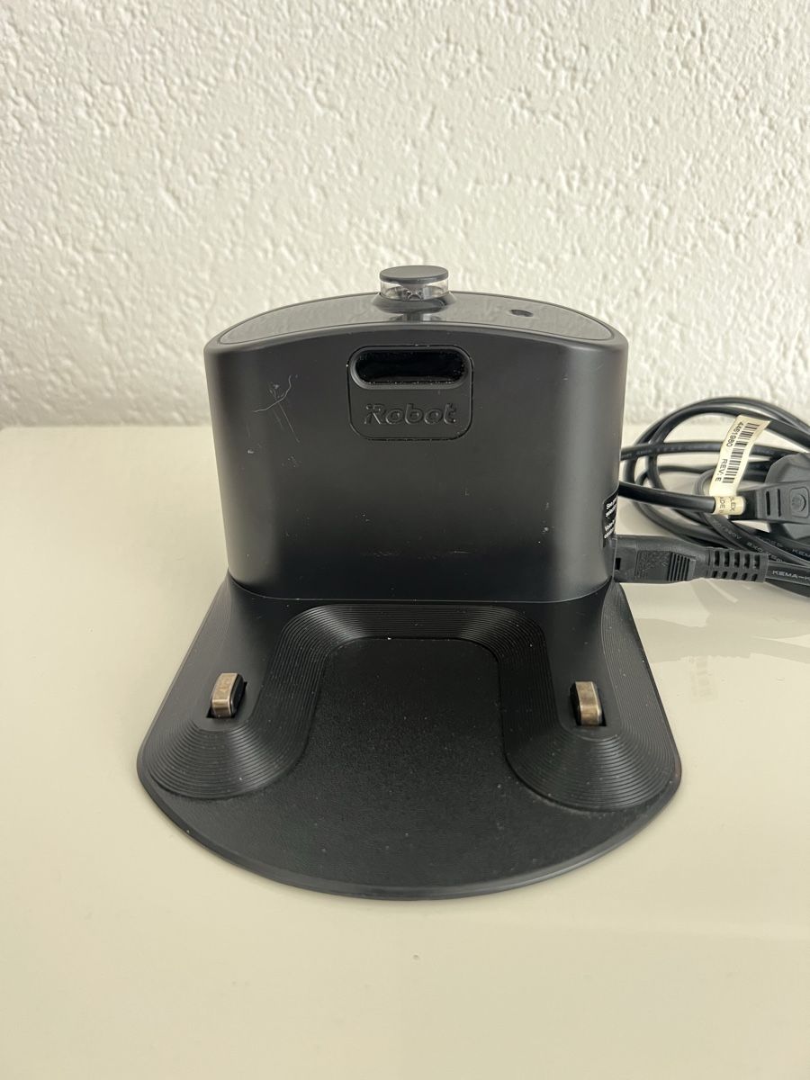 Irobot Staubsauger & Zubehör: iRobot Roomba 605 Roboterstaubsauger – Gebraucht aus Chur von ZATO 6