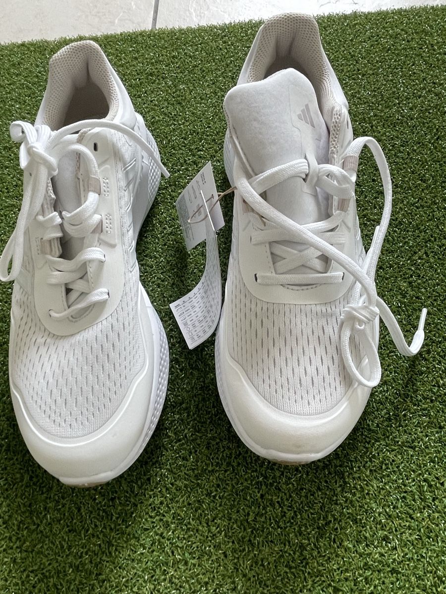 Adidas Scarpe da donna: Adidas Damen Golf Schuhe gr. 40 – Usato da Richterswil venduto da Prangins9 4
