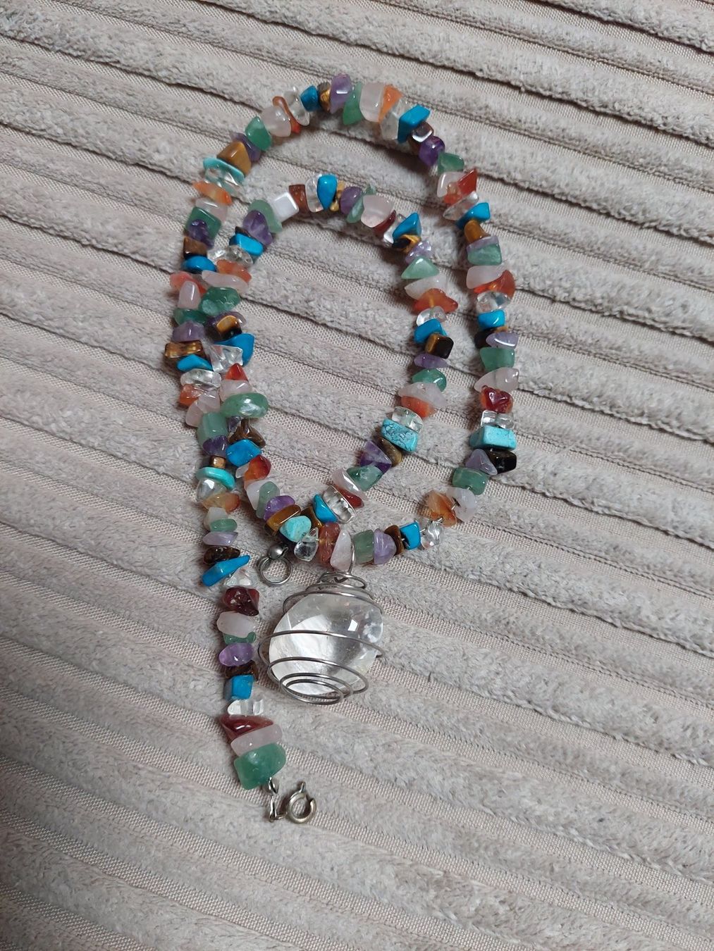 Catenine: Joli collier en petites pierres – Usato da Marsens venduto da carobazar 2