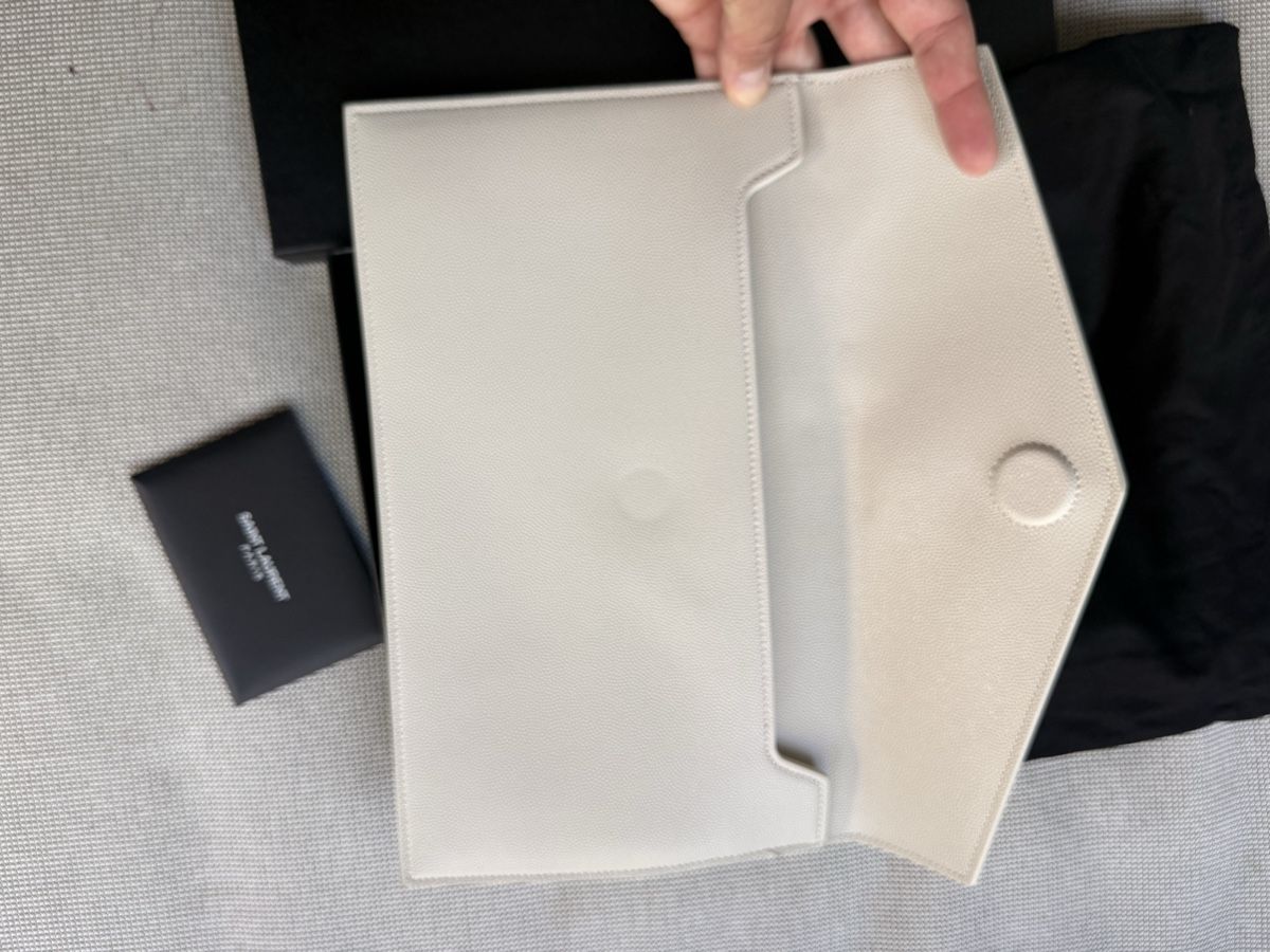 Saint Laurent Borse da donna: Saint Laurent Uptown leather clutch – Nuovo e nell'imballaggio originale da Zürich venduto da iul_9htt 7
