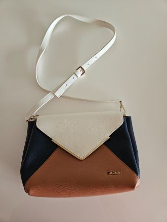 Furla Umhängetasche