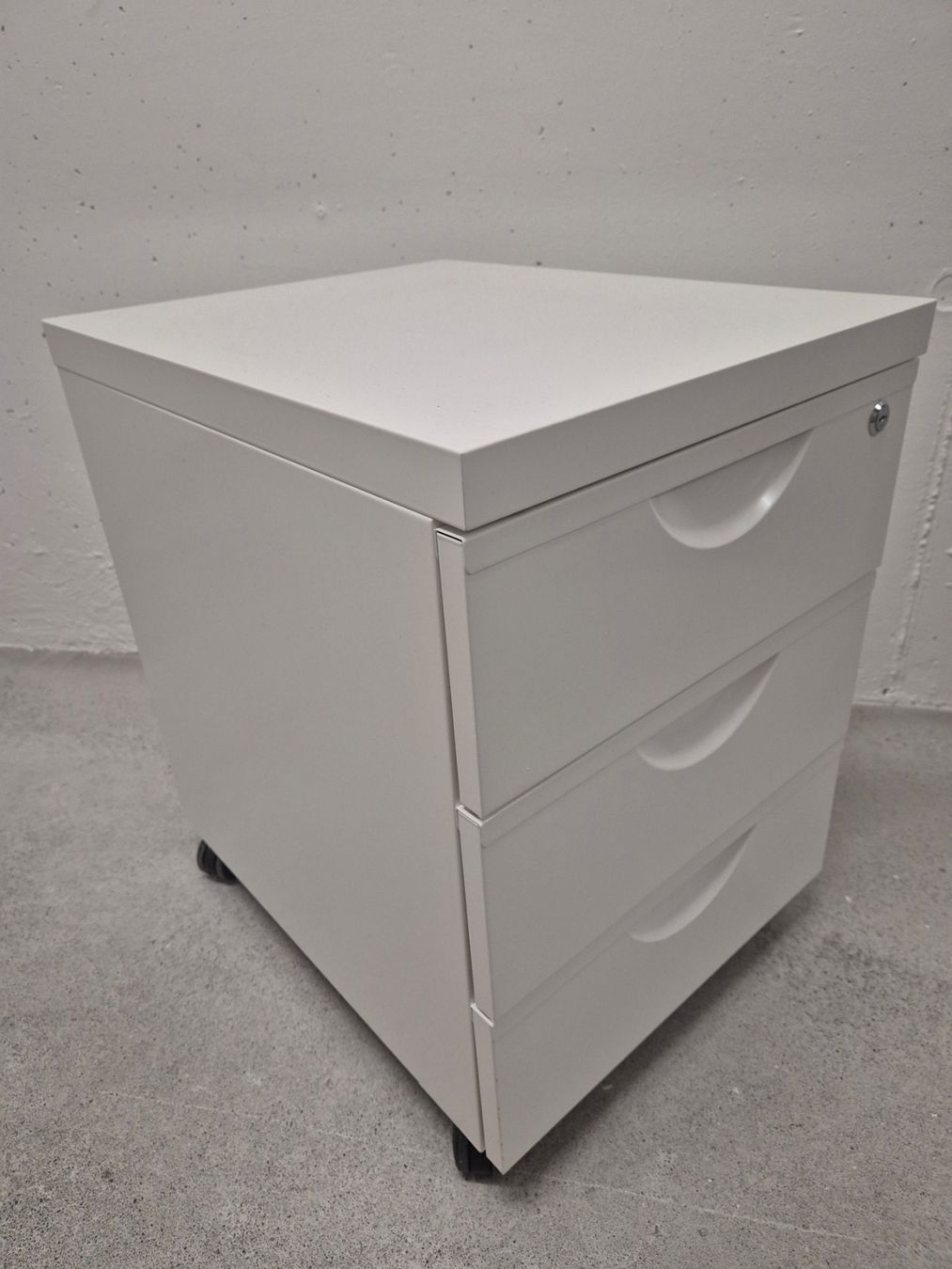 Ikea Korpus: IKEA ERIK | Rollcontainer | 3 Schubladen | Schloss | Metall – Gebraucht aus Lachen SZ von sakadela 2