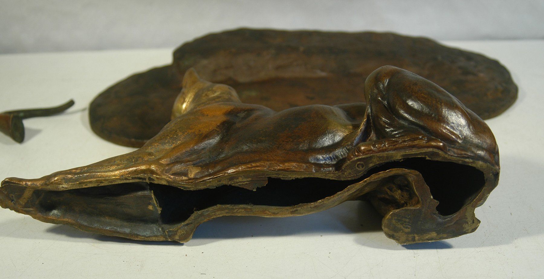 Sculture & Statue: Delabrierre Hundeskulptur – Usato da Herisau venduto da Wisen 7