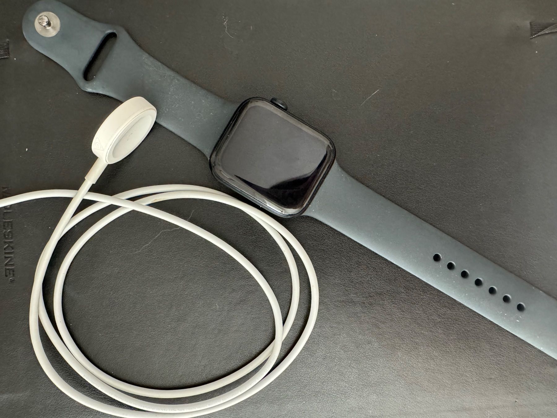 Apple Smartwatch: Apple Watch SE 2. Gen. 44mm – Gebraucht aus Zürich von Croton1983
