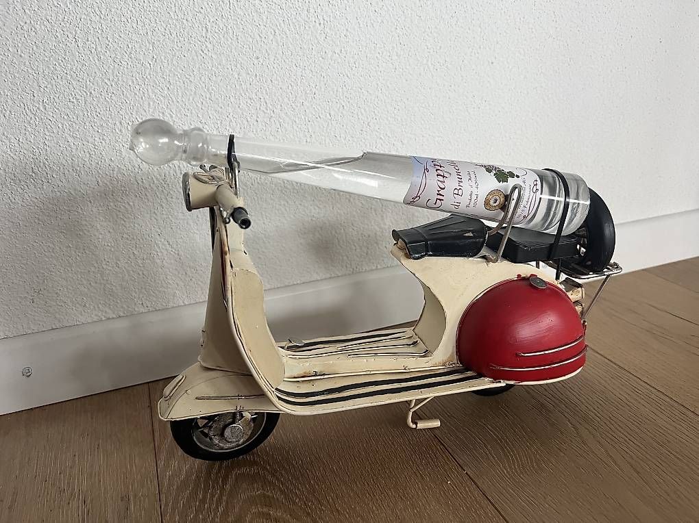 Bevande alcoliche: Geschenkset Vespa mit Grappa – Nuovo e nell'imballaggio originale da Baar venduto da san_qk22