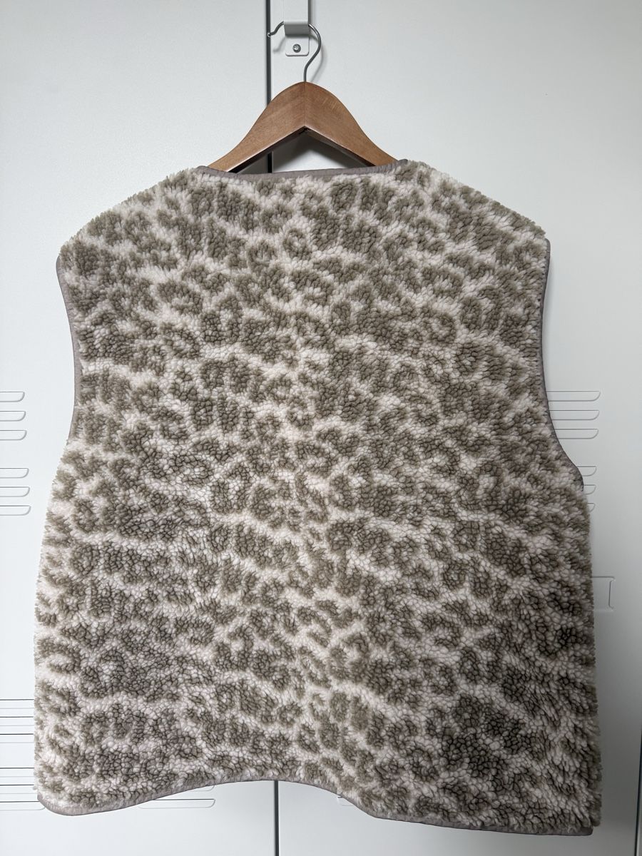 Vivi Mari Gilets & Westen: Vivi Mari Teddy Weste – Gebraucht aus Humlikon von Markenmaus 1