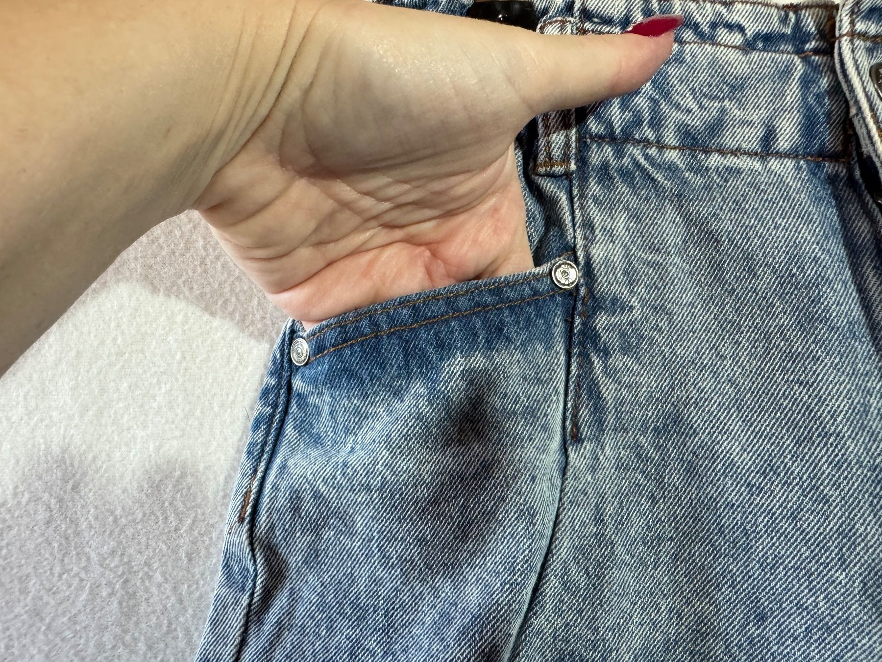Jeans: Kurze Jeans von Esmara Gr. 34 – Usato da Grosswangen venduto da SALE_SALE_SALE 1