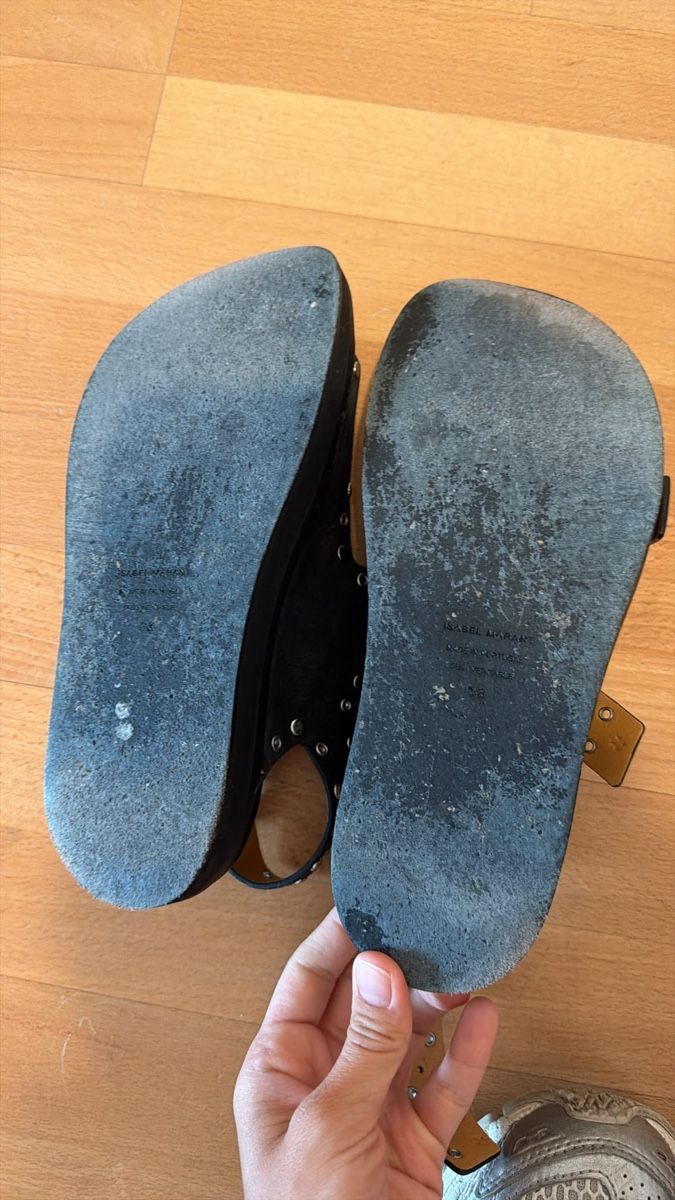 Isabel Marant Chaussures femmes: Isabel Marant Sandalen – D'occasion à Zürich par _themutschget_ 1