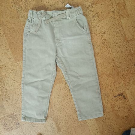 Hose Grösse 98