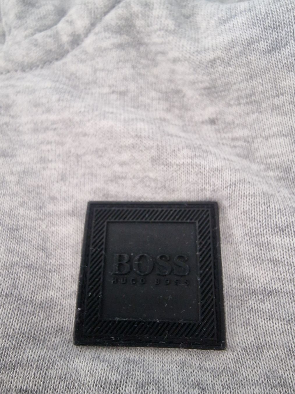 Hugo Boss Kleiderpakete & -sets: Ensemble Hugo Boss Bébé Garçon 18 mois - comme neuf! – Gebraucht aus Vétroz von elo_7srz 2