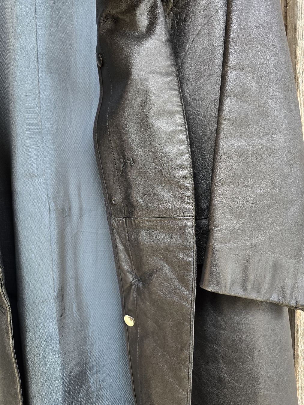 Cappotti: Black Leather trench coat, vintage – Usato da Moutier venduto da nadia.manadmabad 2
