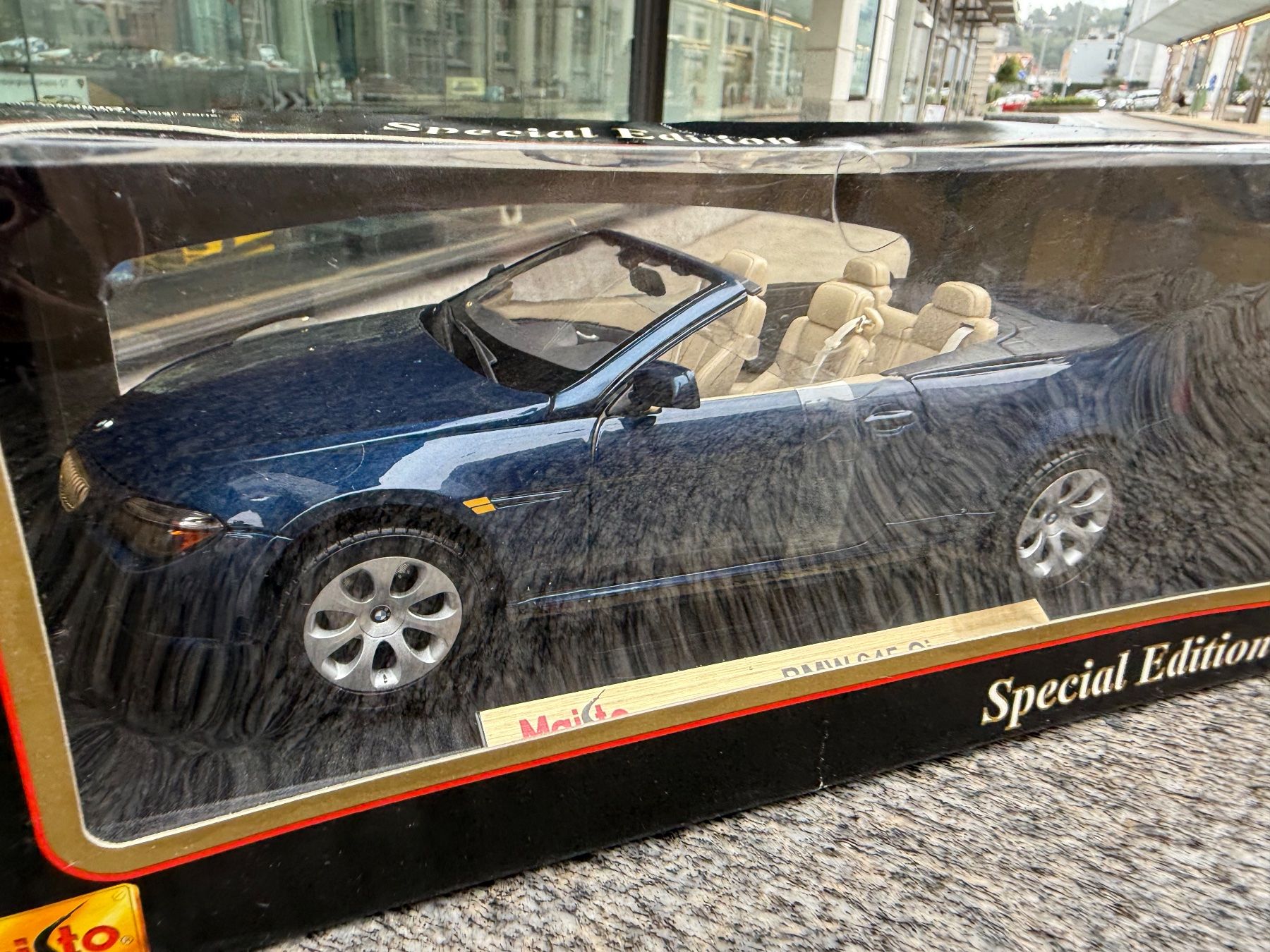 Bburago Modellini d'auto: Maisto 1:18 BMW 645 Ci – Usato da Chiasso venduto da Carrara-Modellismo 1