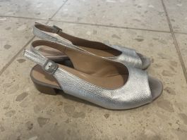 Sandaletten Grazia Valle silber Leder Grösse 39 getragen