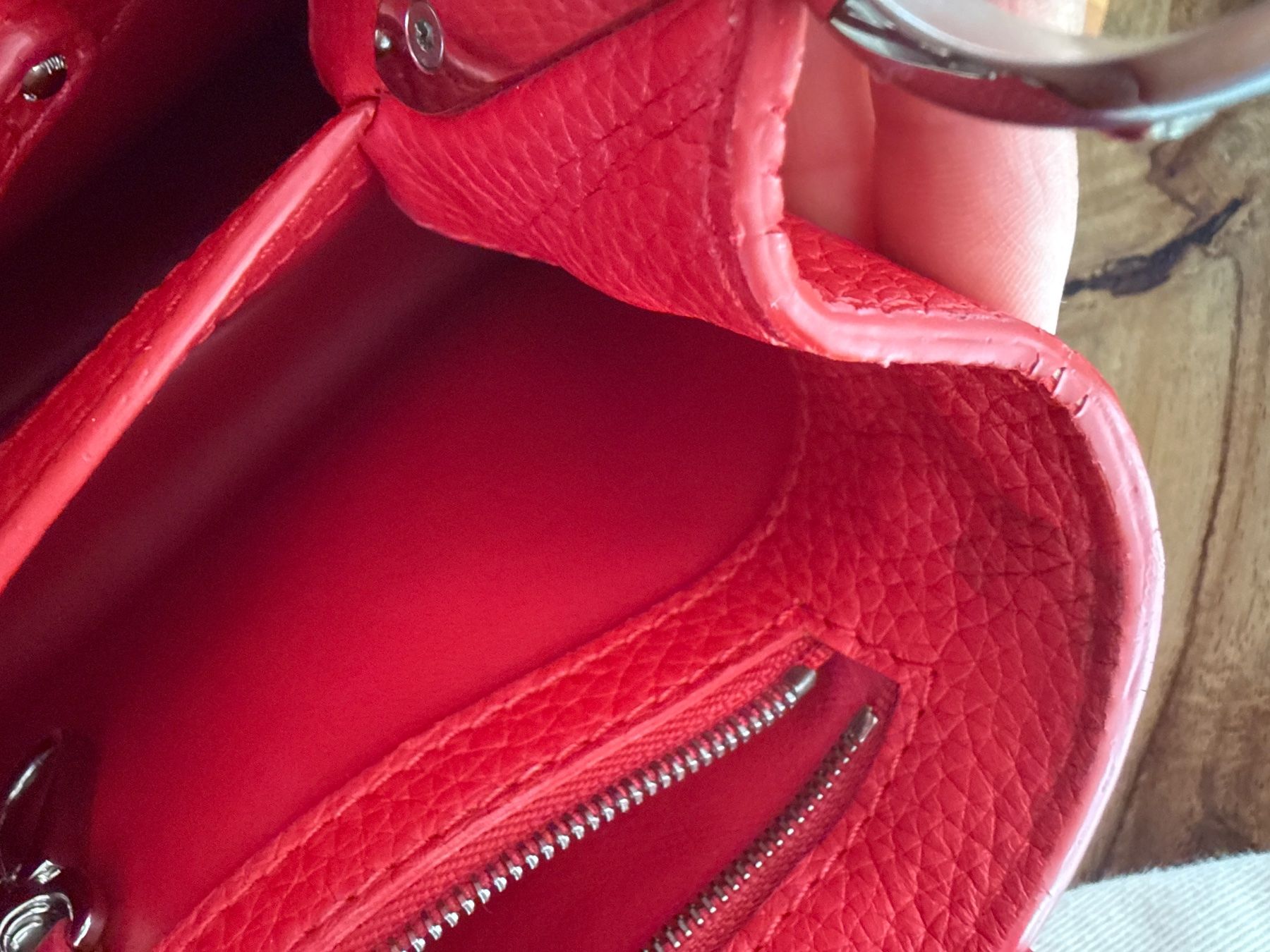 Louis Vuitton Sacs femmes: Louis Vuitton Capucines – D'occasion à Gibswil par spongii 9