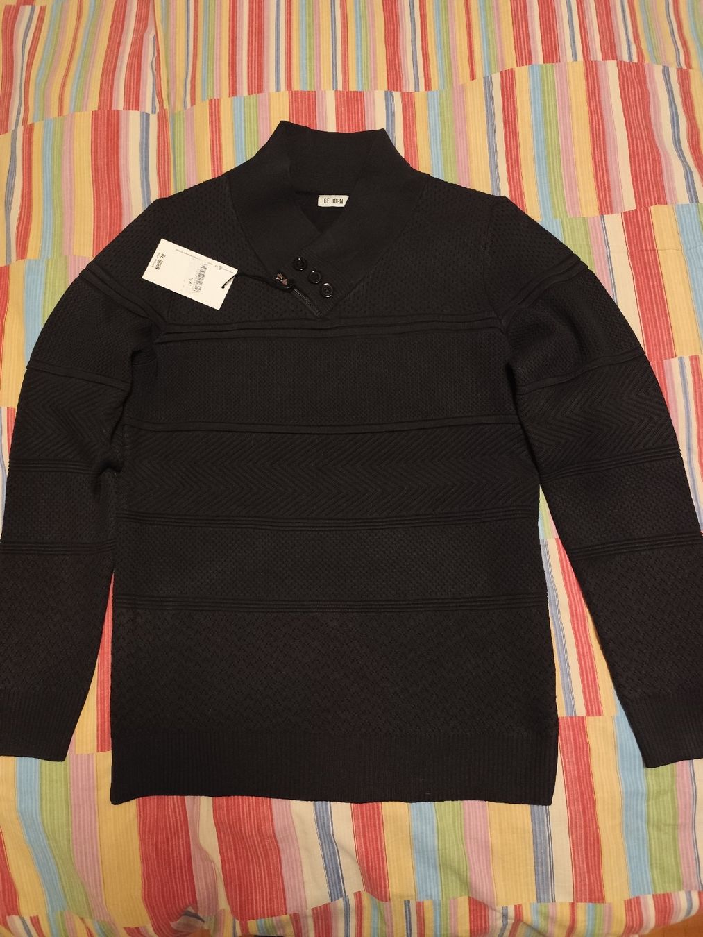 Maglioni & Felpe: Schwarzes Herrenpullover, neu mit Etikett – Nuovo e nell'imballaggio originale da Luzern venduto da Nfan 1