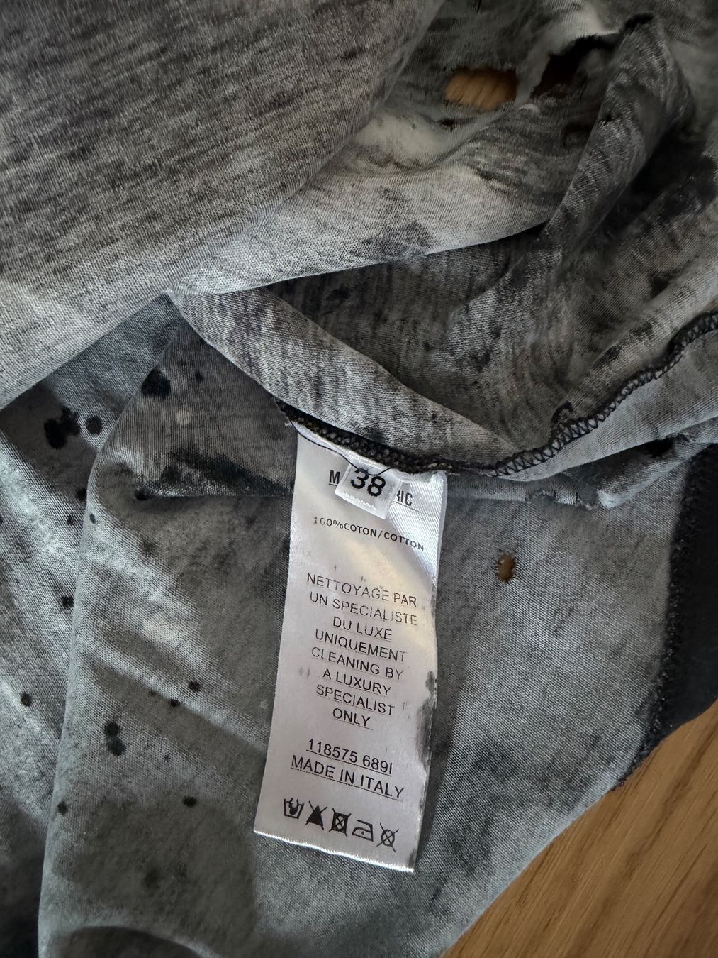 Balmain T-Shirts: Balmain 2017 Wolf T Shirt – Gebraucht aus Zürich von ank_5qjk 3