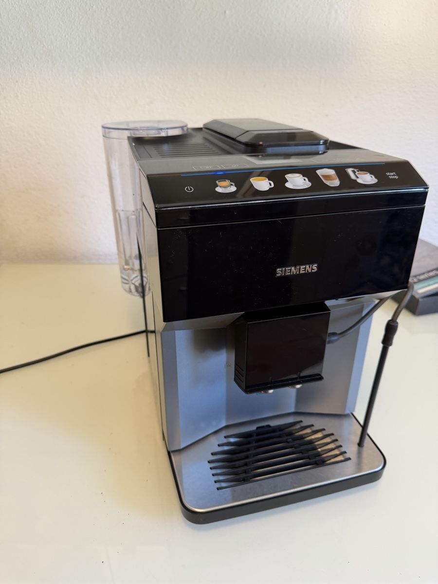 Siemens Macchine per caffè & Macchine per espresso: Siemens EQ500 classic – Difettoso da Landquart venduto da Nnf007 6