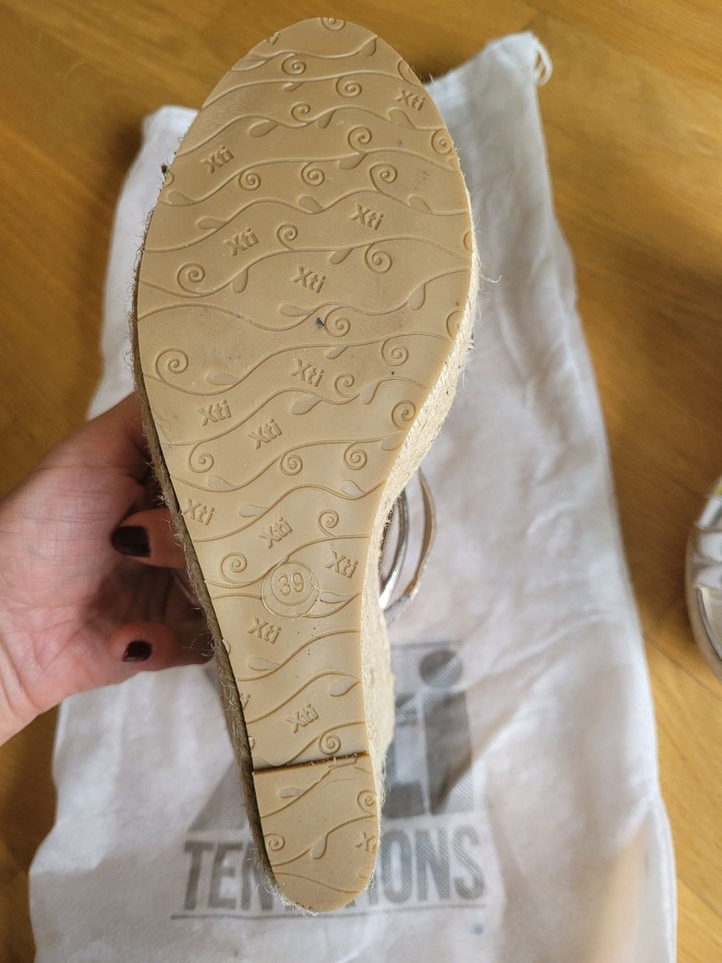 Scarpe da donna: Sandaletten mit Keilabsatz Gr. 39 – Nuovo e nell'imballaggio originale da Zürich venduto da woh_pvr9 5