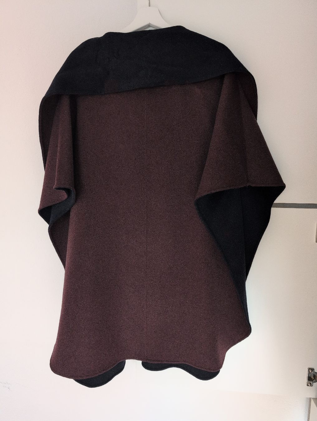 Zara Altro in Moda donna: Cape Zara - Taille M - Bordeaux & Noir - Automne Hiver – Nuovo (secondo la descrizione) da Bassersdorf venduto da pca_cz6q 2