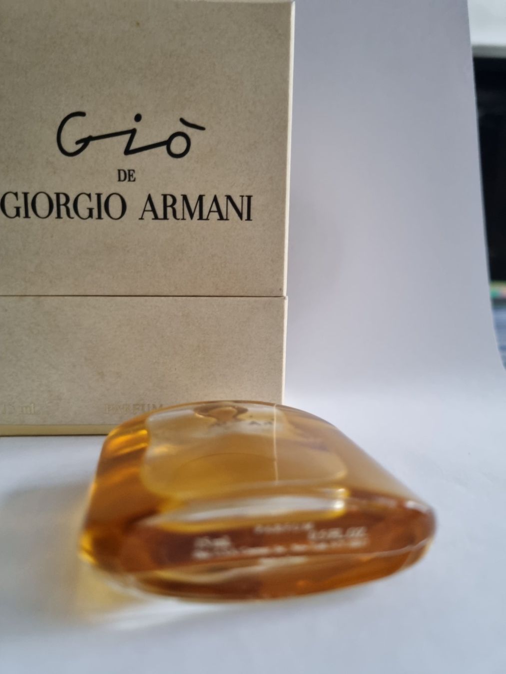Armani Profumi & Eau de Toilette: Giorgio Armani, Gio EdP – Nuovo (secondo la descrizione) da Geroldswil venduto da Agapanthus22 1