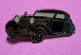 Pin Alte Auto Anstecknadel - Zeitlose Eleganz für Sammler!