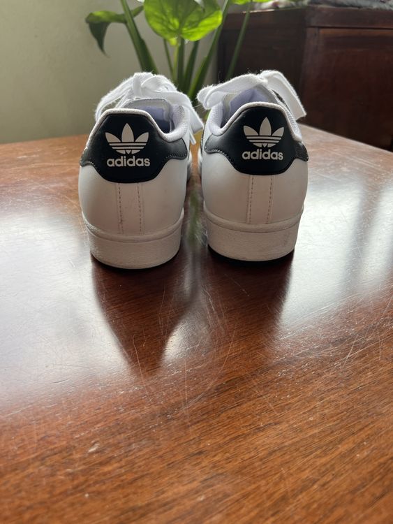 Scarpe da uomo: Adidas Superstar – Usato da Steinen venduto da anj_n8xp 1